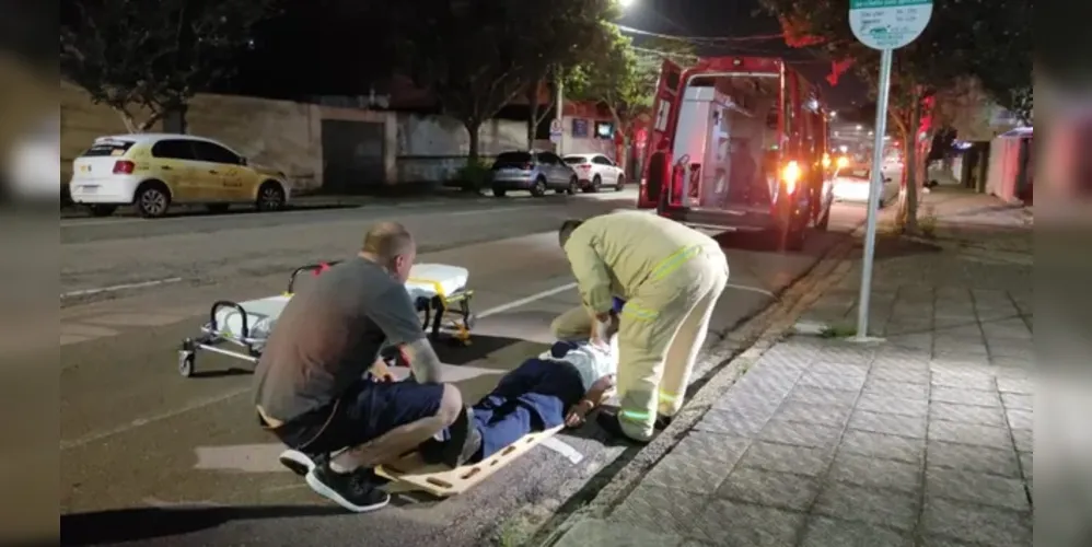 Homem pula de carro em movimento durante discussão com a esposa em Curitiba