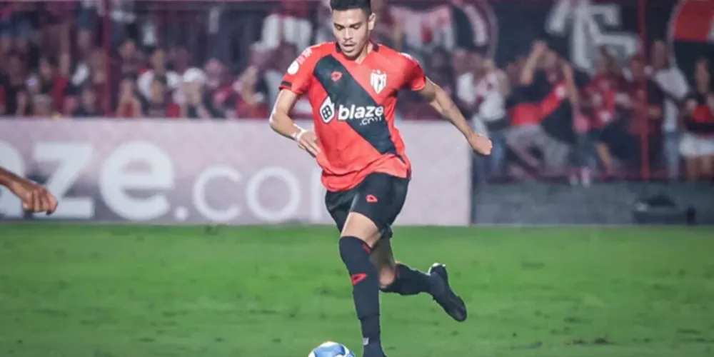Igor Ribeiro já possui passagem pela Série B com a camisa da equipe goianiense