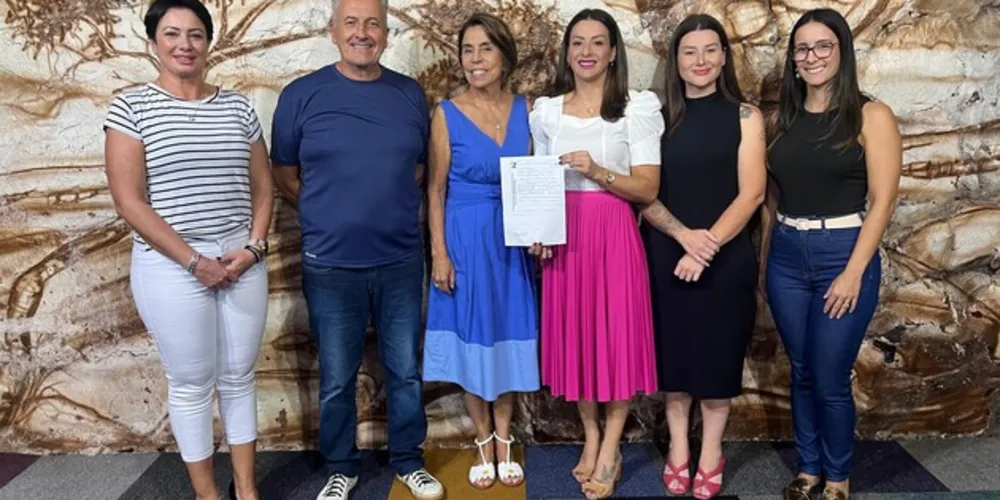 Sandra agora soma ao grupo político composto pela deputada estadual Mabel Canto, pela vereadora e pré-candidata a prefeita, Joce Canto, e pelo ex-prefeito Jocelito Canto, que se prepara para as eleições municipais de 2024