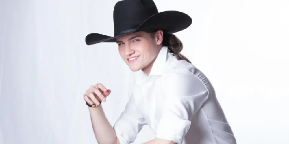 Kae Moreno vem fazendo sucesso nas redes sociais com seus vídeos de dança