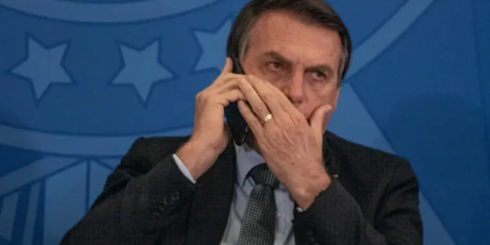 A defesa de Bolsonaro reclama de “vazamentos” da PF no processo