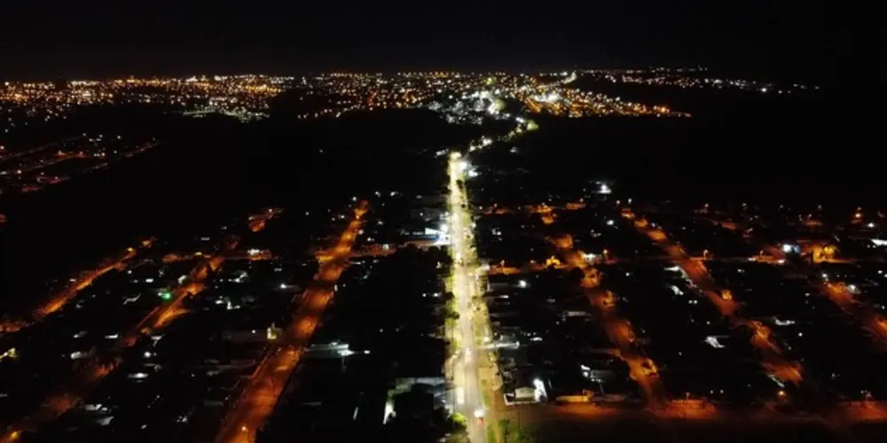 Diversas ruas em diferentes bairros já foram contempladas com a substituição das lâmpadas convencionais por LED