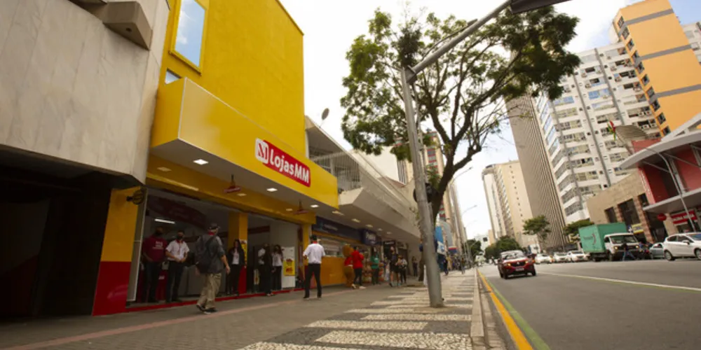 'Show de Prêmios' acontece em comemoração aos 46 anos da Lojas MM