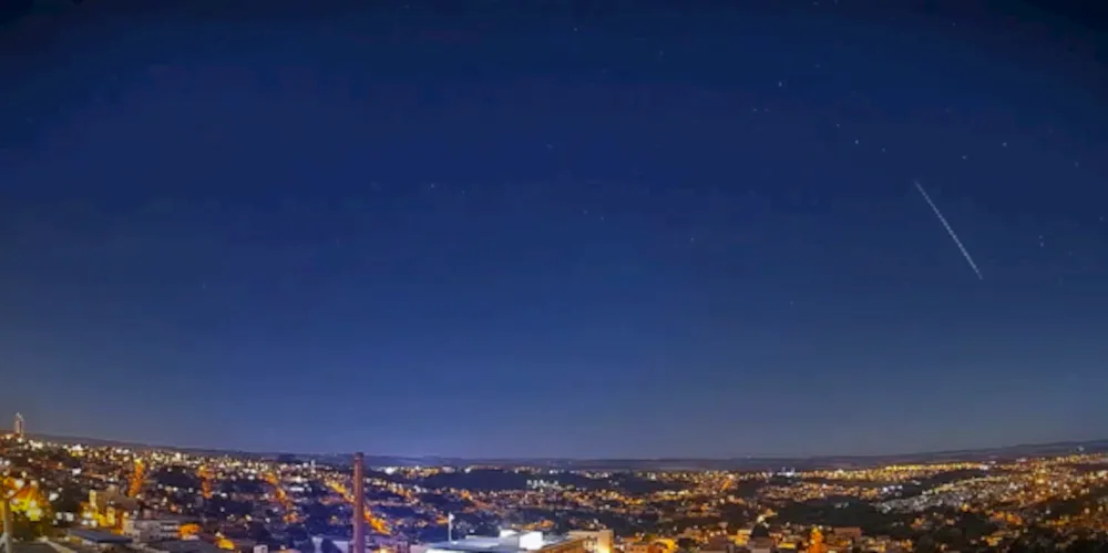 Vídeo mostra passagem do meteoro por Ponta Grossa