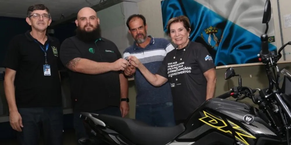 Moto 0 km foi entregue pela Prefeitura de Ponta Grossa