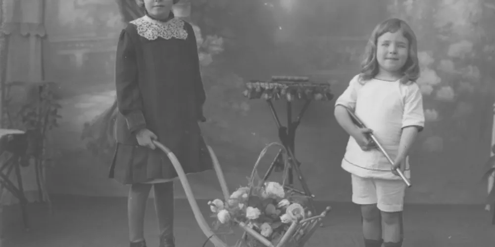 A nova exposição da série sobre o Fundo Foto Bianchi já está no ar no site do Museu Cenas de Ponta Grossa.