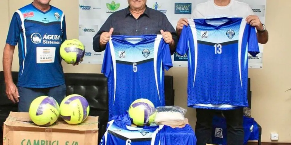 Os itens entregues por Balansin são provenientes de emendas impositivas com valor de R$ 20 mil