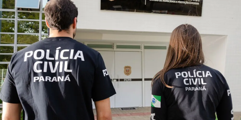 Mulher de 24 anos foi presa pela Polícia Civil