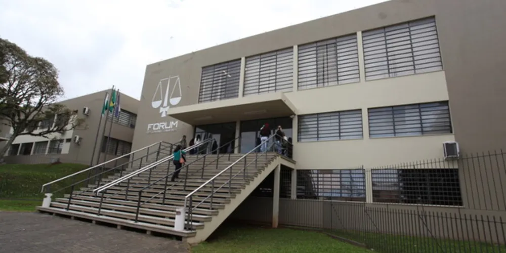 O julgamento foi realizado em Ponta Grossa e os acusados foram mandados a júri popular