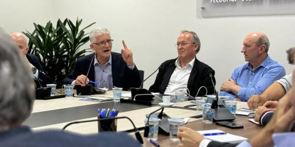 Foram apresentadas propostas para diversos programas