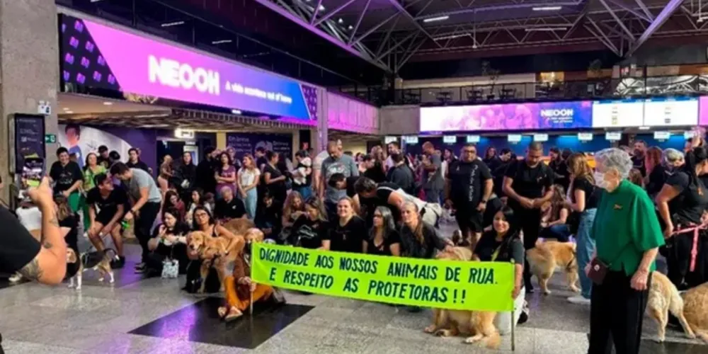 Ato foi feito em outras sete cidades Brasil afora, entre elas São Paulo, Rio de Janeiro, Natal e Salvador