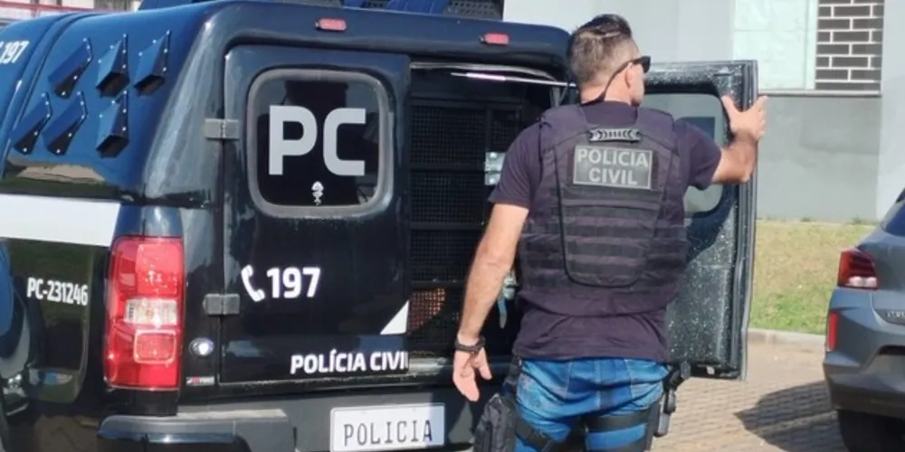 Prisão dos suspeitos aconteceu nesta sexta-feira (26)
