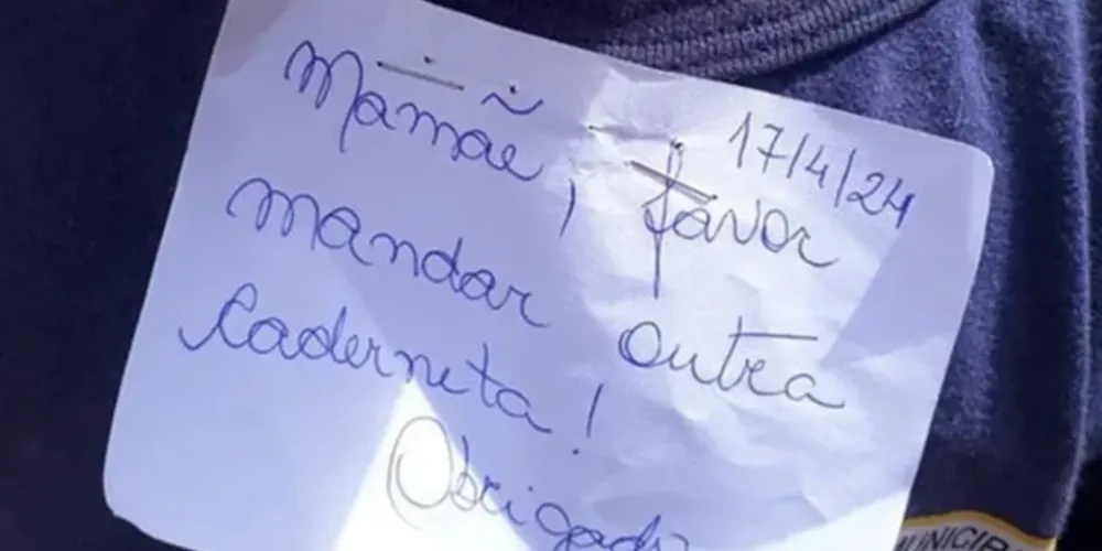 Professora grampeia recado em uniforme de aluno e gera polêmica