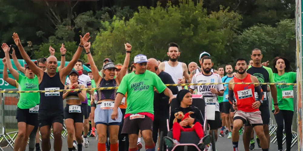 Com percursos de 5k, 12k, 21k e corrida kids, o evento proporcionou uma experiência única aos atletas
