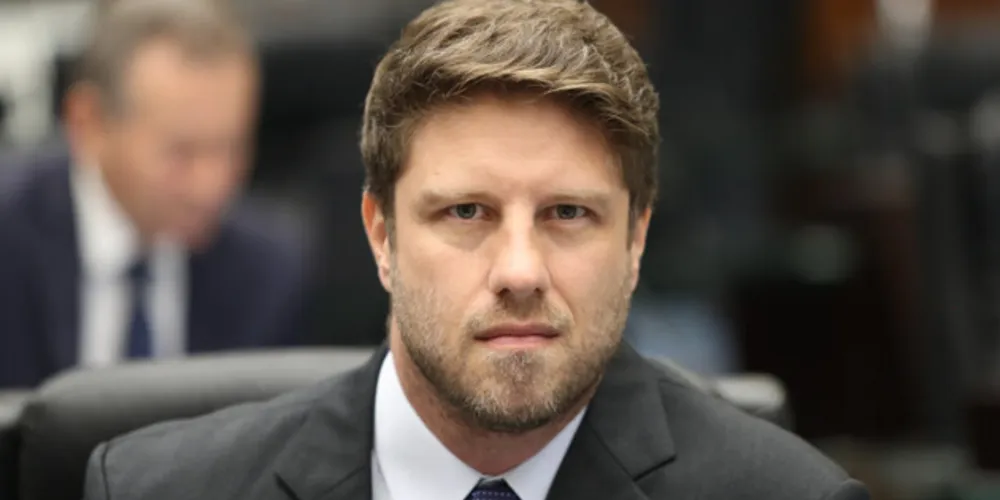 Líder da Oposição na Alep defende a adoção de medidas protetivas para idosos em contratos de empréstimo