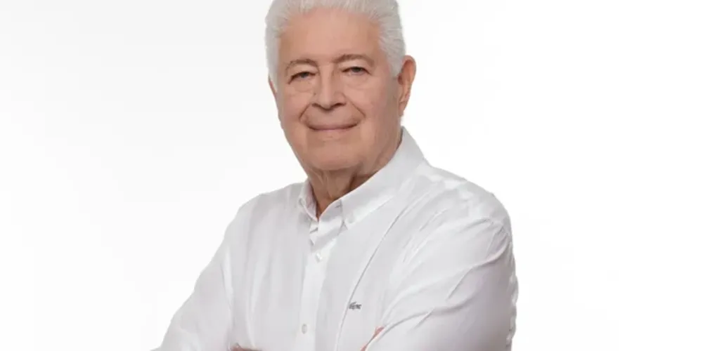 Roberto Requião deixa o PT