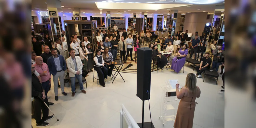 A MM Design apresentou seu novo showroom assinado por marcas renomadas em um evento para arquitetos, na noite da última terça-feira (24)