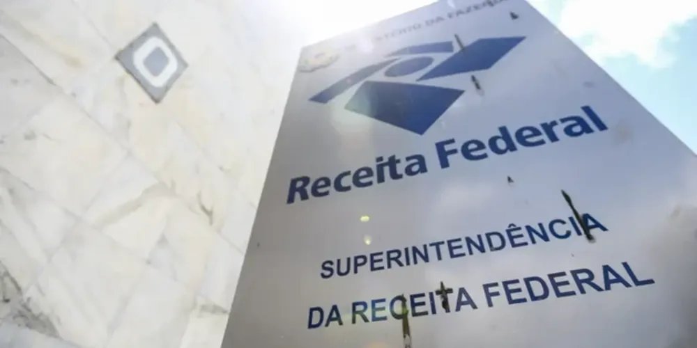 O número de entregas das Declarações do Imposto de Renda Pessoa Física bateu recorde no primeiro dia