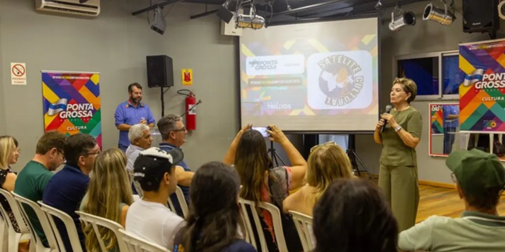 Lançamento aconteceu no CEU das Artes