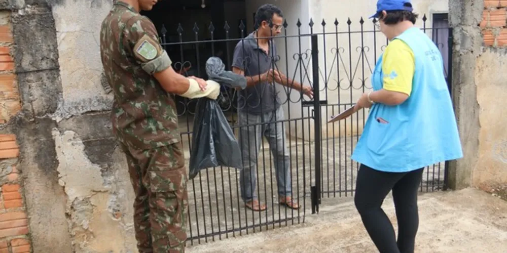 Ponta Grossa realiza ações de combate ao mosquito por toda a cidade