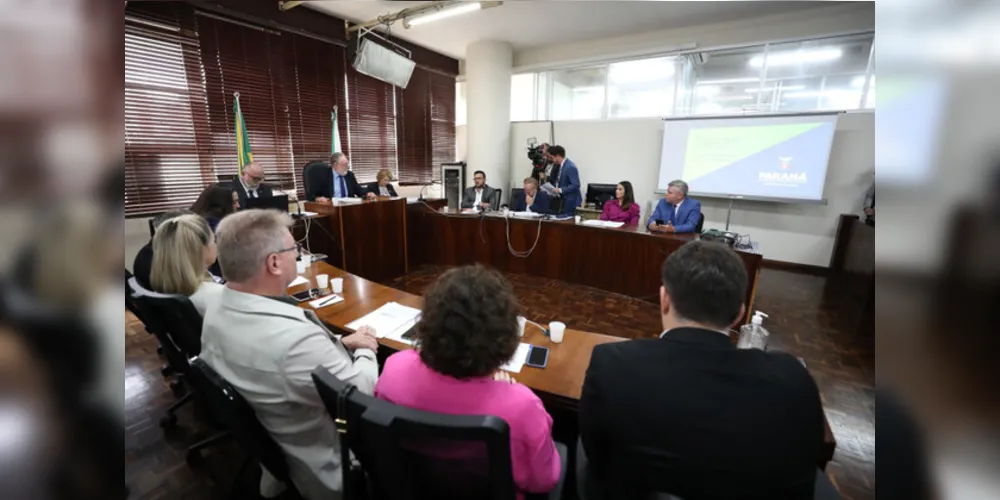 Reunião ocorreu na Sala das Comissões, na manhã desta terça-feira (5)