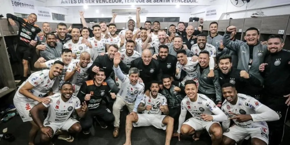 O Operário conta com 42 atletas em seu elenco