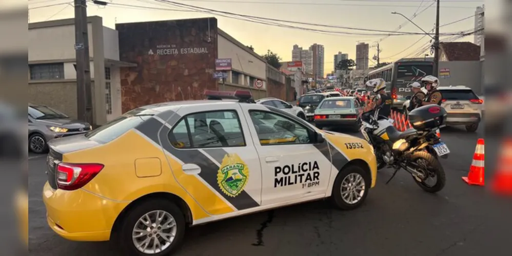 Equipes da Polícia Militar estão fazendo a segurança do jogo