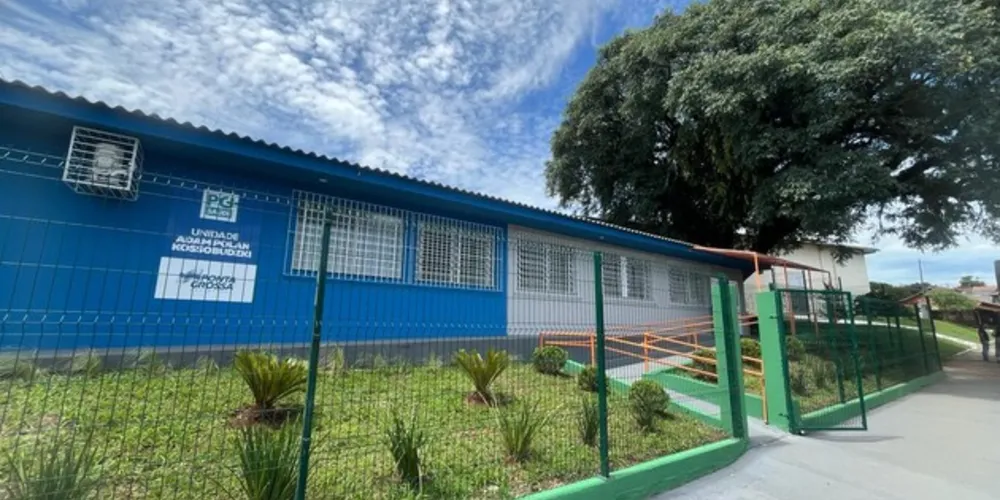 O espaço conta com serviço de vacina e farmácia completa, inclusive com dispensação de insulina