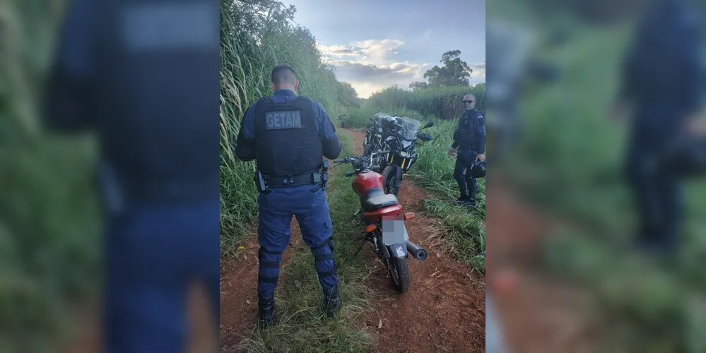 Equipe Getam localizou o veículo embrenhado ao matagal