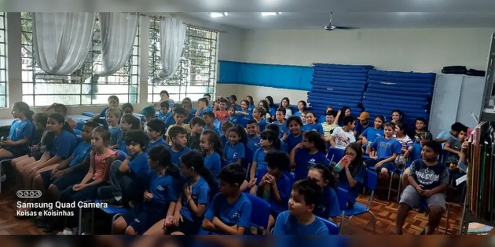 A iniciativa foi uma ideia coletiva da turma e professora, tendo em vista o aumento de casos na cidade