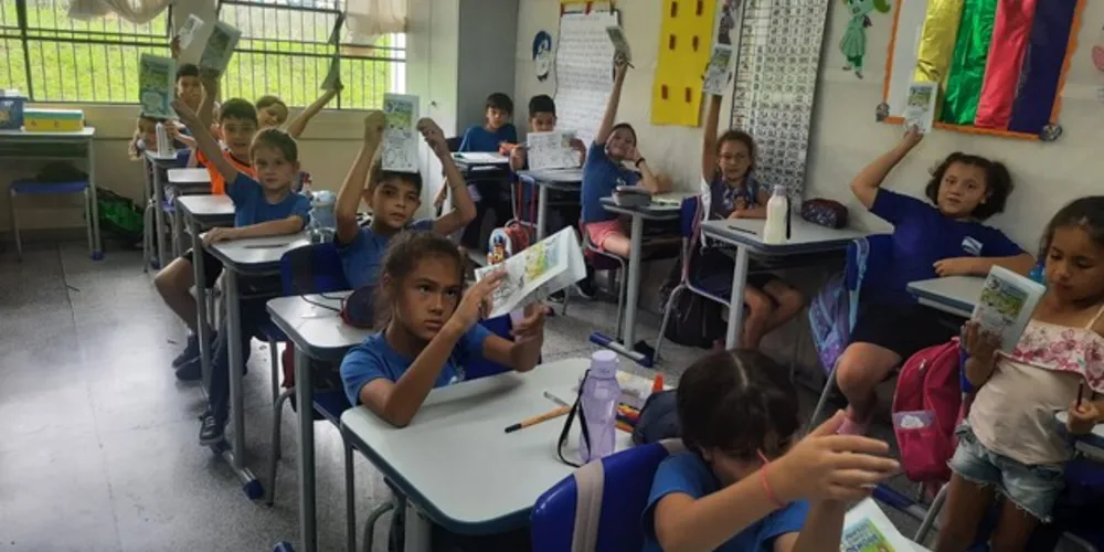 A confecção de folders informativos fez parte das atividades realizadas pela turma