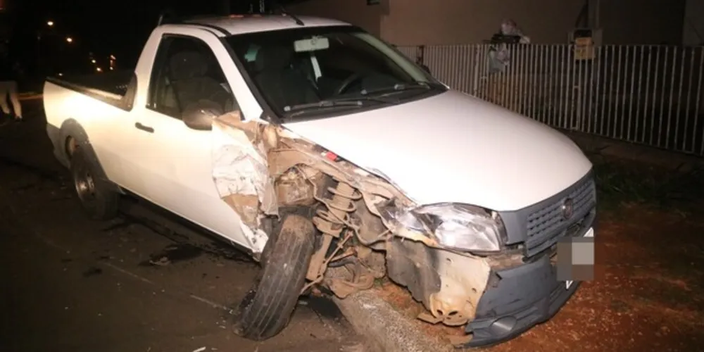 Uma mulher, de 54 anos, ficou ferida no acidente