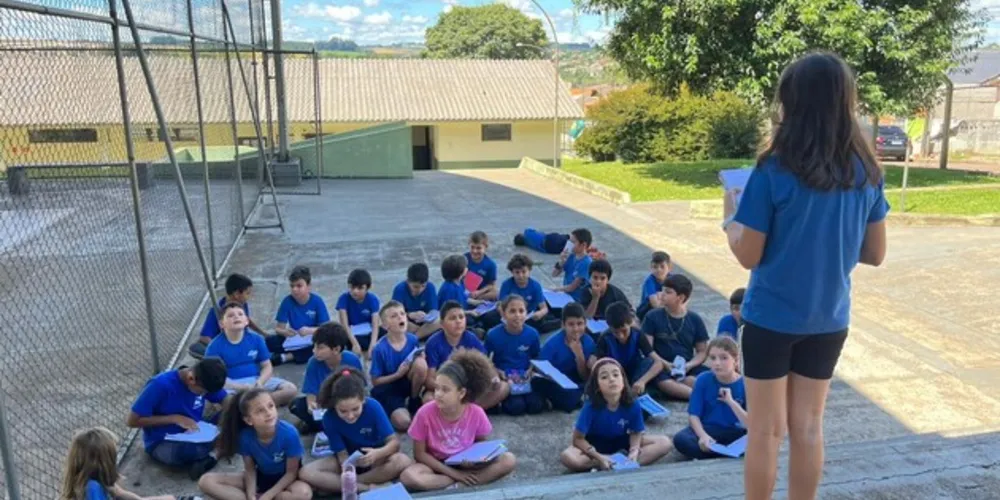 Com a prática do teatro, os alunos puderam explorar sua criatividade