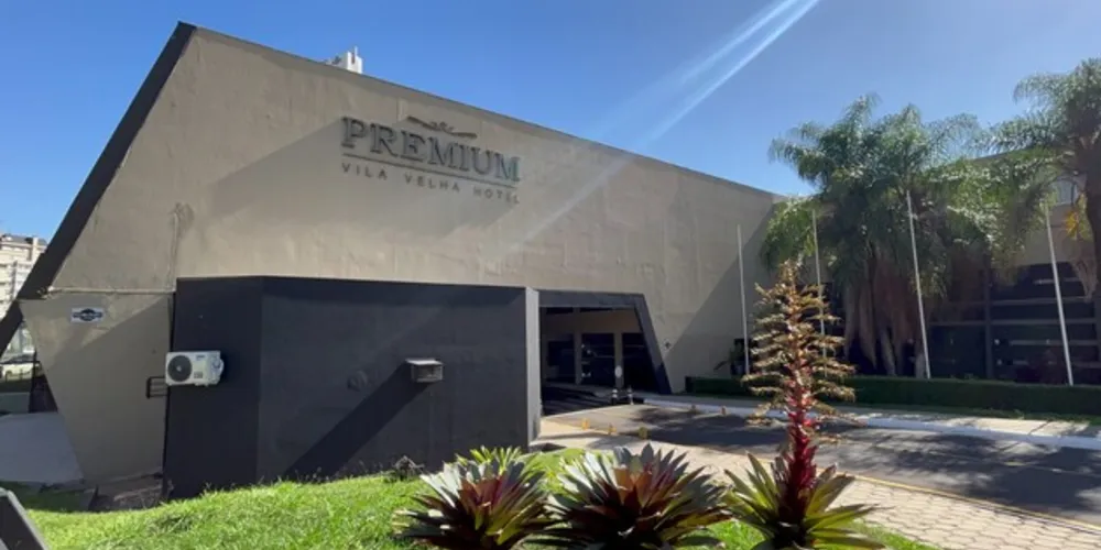 Hellen Silva e Mayara Longuini, responsáveis pelos setores de Eventos e Reservas do hotel falam sobre a experiência no evento

Confira a entrevista exclusiva no Portal aRede.