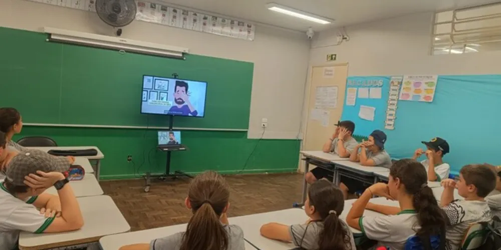 As atividades realizadas pela turma tiveram como base a videoaula do projeto Vamos Ler - Geração Digital.