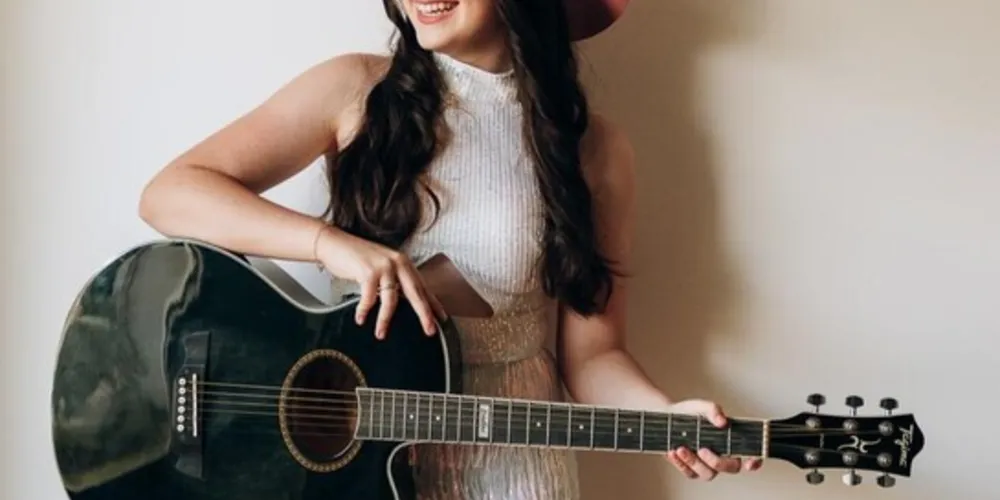 Emanuela tem 14 anos e é moradora de Ponta Grossa