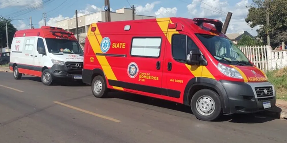 Acidente ocorreu na rua  Décio Vergani, na tarde deste sábado (16)