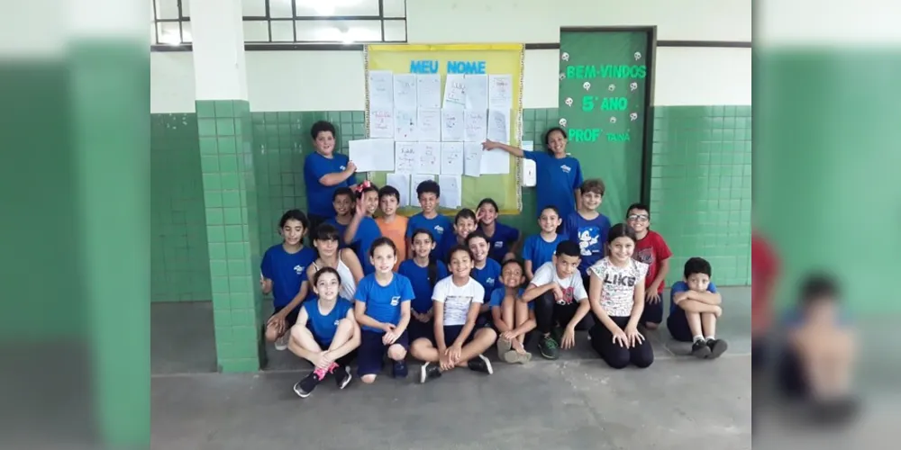 Após o trabalho, a turma criou um mural para que todos da escola tivessem acesso aos significados, podendo buscar pelo seu nome também.