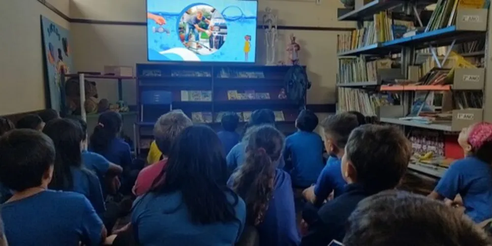 A proposta sugerida a turma teve como objetivo criar nos alunos a consciência sobre a importância da preservação da água.