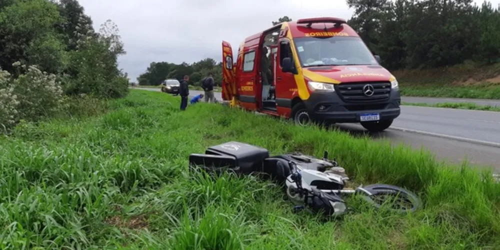 O motorista foi atendido pela ambulância do Siate