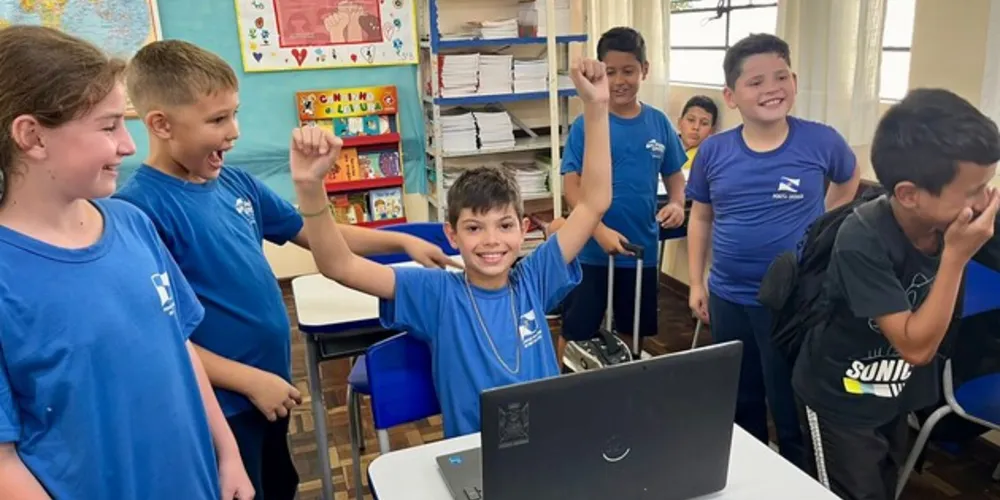 A utilização do jogo despertou uma competição saudável nos estudantes, que puderam aliar a diversão as propostas de trabalho em sala.