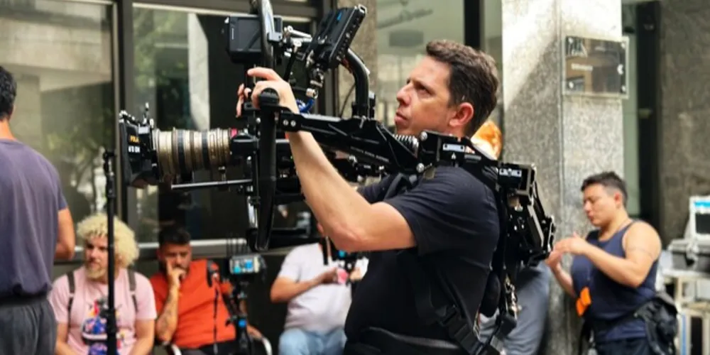 Filme paranaense Nem Toda História de Amor acaba em Morte, do diretor Bruno Costa e produção de Gil Baroni e Andréa Tomeleri (Beija Flor Filmes)