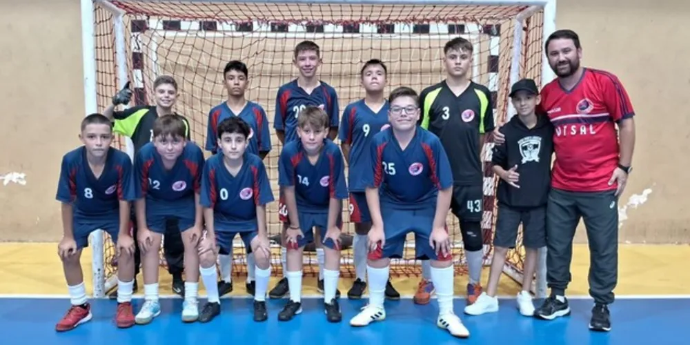 Na categoria 'B', de 12 a 14 anos, título ficou com o Santa Terezinha (foto)