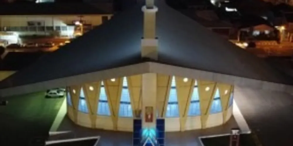 O local é também Santuário Diocesano de Nossa Senhora Aparecida.