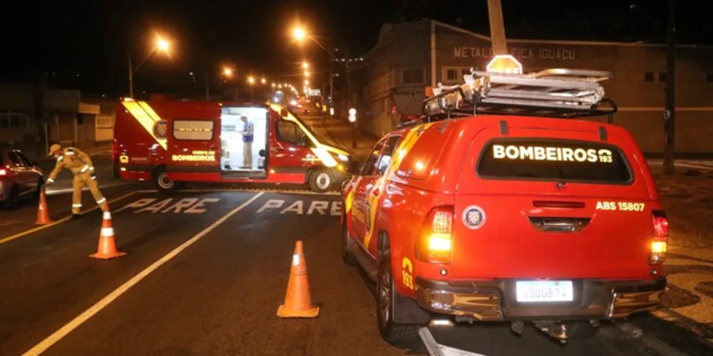 A equipe do Corpo de Bombeiros (Siate) foi acionada para prestar socorro ao ferido