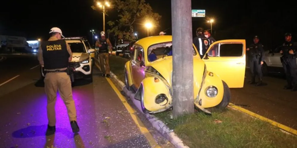 Motorista teria perdido o controle do veículo próximo da rotatória do Santa Paula