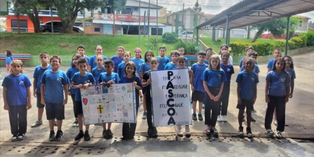 Parte empolgante do projeto realizado pelos alunos são as visitas a locais próximos à escola.