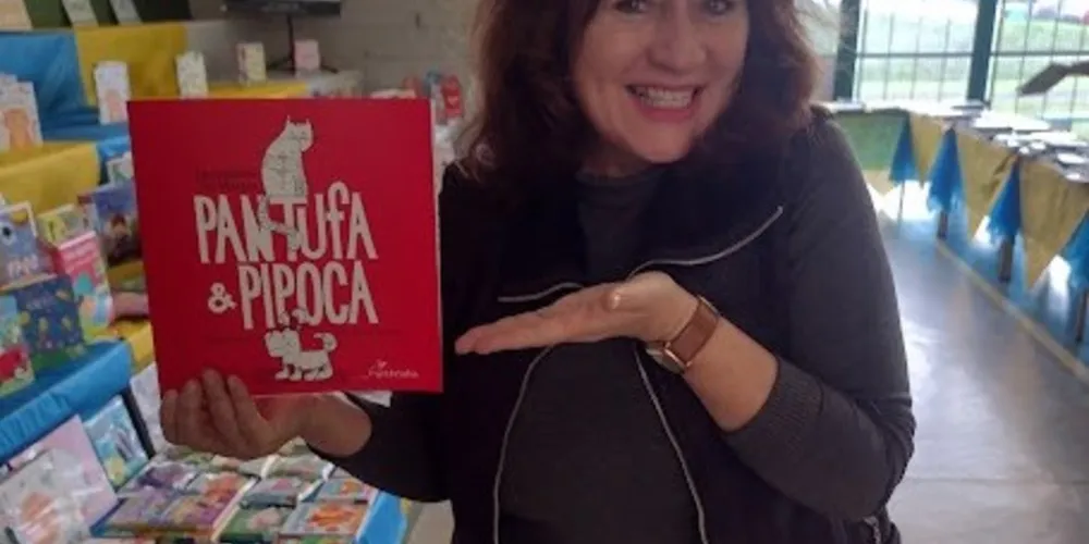 No próximo domingo (07), às 15h, acontece na Biblioteca do Sesc Estação Saudade o lançamento do livro infantil “Pantufa & Pipoca".