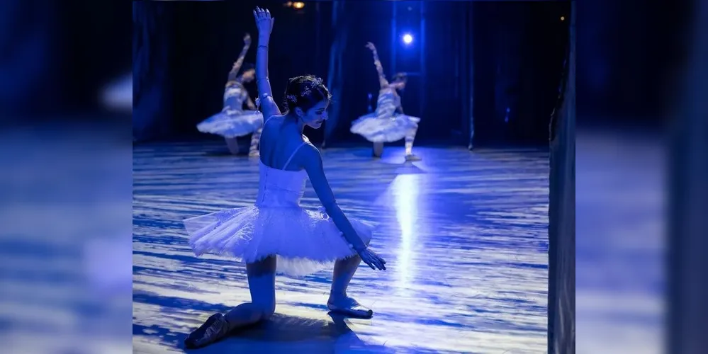 O workshop Harmonia Ballet que é conduzido por Phayga Gruber.