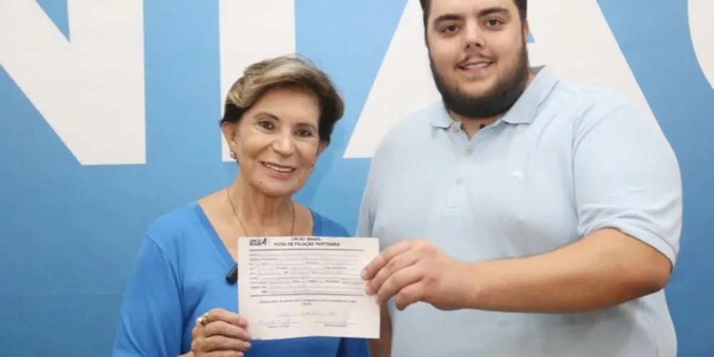 O partido político 'União Brasil' anunciou a filiação de Elizabeth Schmidt, nessa quarta-feira (3). Além disso, também foi confirmado que a atual prefeita tentará a reeleição à Prefeitura pela legenda comandada, no Paraná, pelo deputado federal Felipe Francischini.